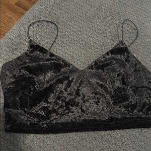 🟢10/$10 - crop top